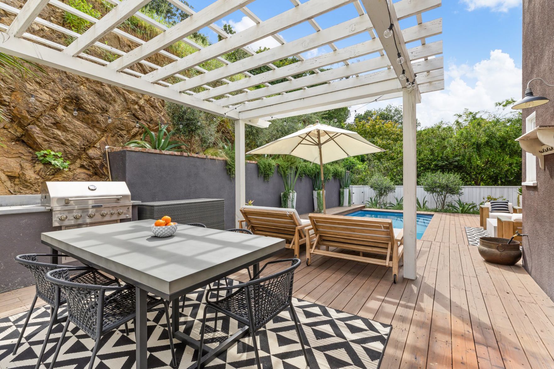5740 Spring Oak_033.jpg